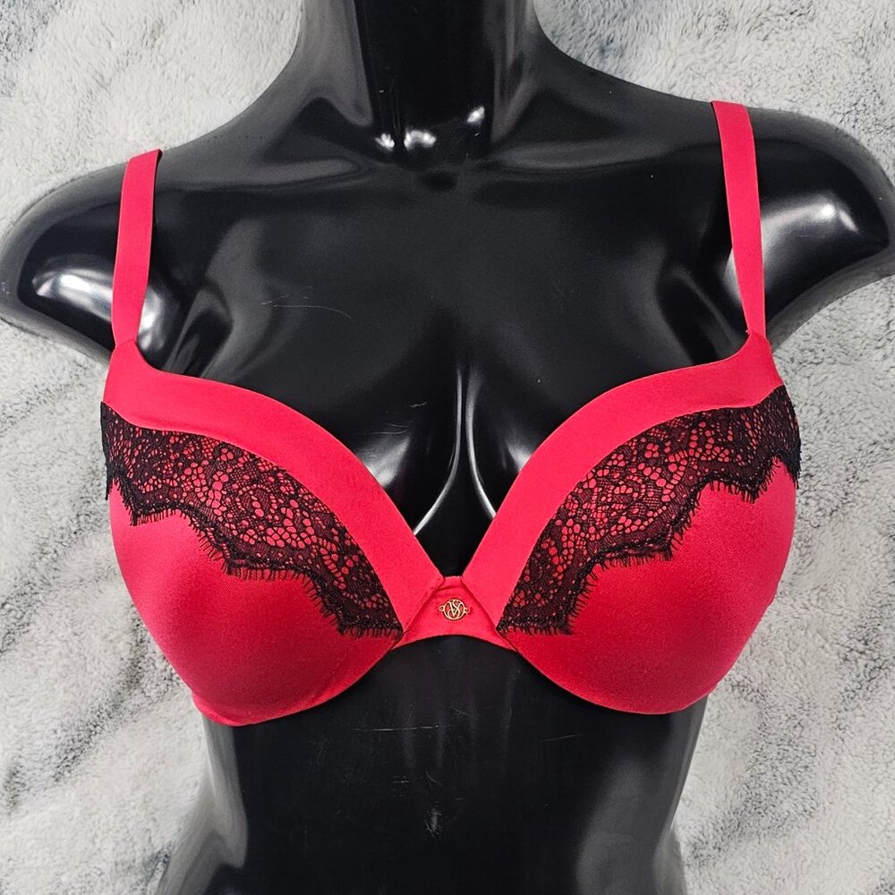 Victoria's Secret 36C Very Sexy Pushup Bra Red w/ Black Lace Detail